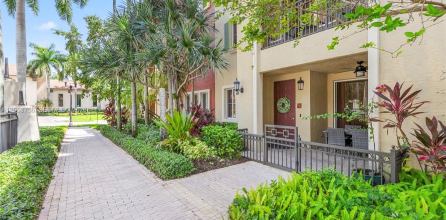 Condo à Sunrise, Floride, 2 chambres  № 2301494