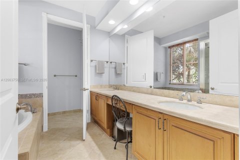 Copropriété à vendre à Sunrise, Floride: 2 chambres, 162.86 m2 № 2301494 - photo 14