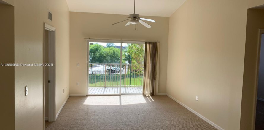 Condo à West Palm Beach, Floride, 3 chambres № 1855239