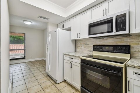 Copropriété à louer à Saint Petersburg, Floride: 2 chambres, 113.34 m2 № 2115545 - photo 11