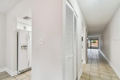 Copropriété à louer à Saint Petersburg, Floride: 2 chambres, 113.34 m2 № 2115545 - photo 3