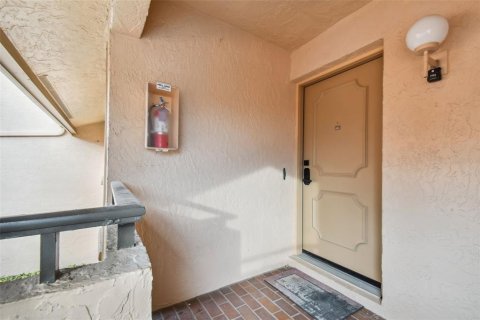 Copropriété à louer à Saint Petersburg, Floride: 2 chambres, 113.34 m2 № 2115545 - photo 2