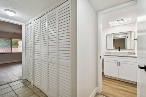 Copropriété à louer à Saint Petersburg, Floride: 2 chambres, 113.34 m2 № 2115545 - photo 28
