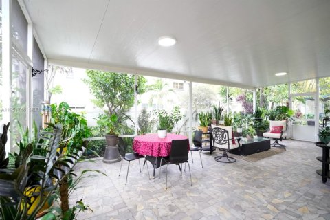 Villa ou maison à louer à Miramar, Floride: 3 chambres, 196.4 m2 № 2006217 - photo 13