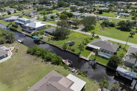 Terreno en venta en Punta Gorda, Florida № 1808855 - foto 8
