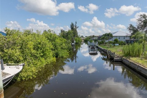 Terreno en venta en Punta Gorda, Florida № 1808855 - foto 12