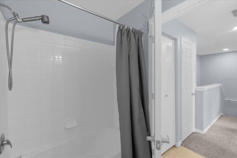 Купить таунхаус в Киссимми, Флорида 4 комнаты, 120.4м2, № 1609038 - фото 22