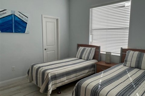 Casa en alquiler en Sarasota, Florida, 3 dormitorios, 113.81 m2 № 1584174 - foto 9
