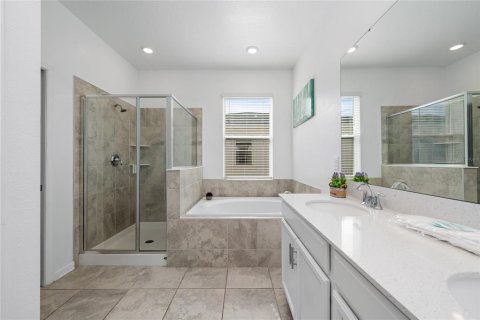 Condo in Davenport, Florida, 3 bedrooms № 2215205 - photo 28