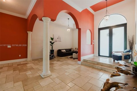 Купить виллу или дом в Хомстед, Флорида 5 комнат, 313.73м2, № 2032528 - фото 26