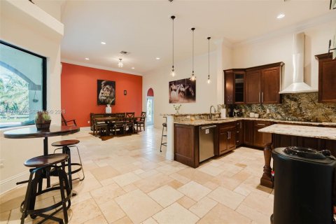 Купить виллу или дом в Хомстед, Флорида 5 комнат, 313.73м2, № 2032528 - фото 3