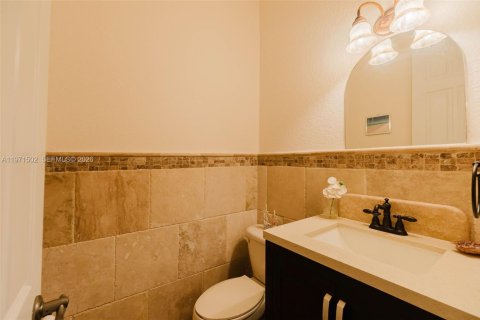 Купить виллу или дом в Хомстед, Флорида 5 комнат, 313.73м2, № 2032528 - фото 19