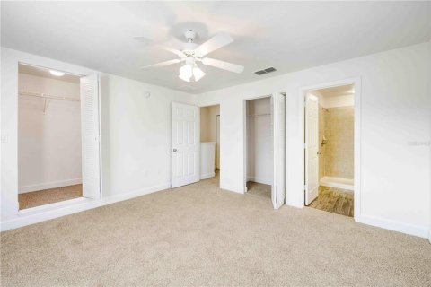 Adosado en alquiler en Spring Hill, Florida, 2 dormitorios, 119.01 m2 № 1719947 - foto 9