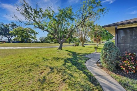 Villa ou maison à vendre à Lakeland, Floride: 2 chambres, 110.83 m2 № 1913441 - photo 25
