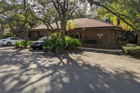 Propiedad comercial en alquiler en Bradenton, Florida, 48.77 m2 № 1913987 - foto 4