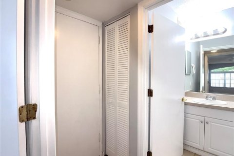 Touwnhouse à louer à Davenport, Floride: 44.13 m2 № 2403460 - photo 7