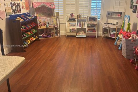 Casa en venta en Hollywood, Florida, 3 dormitorios, 217.95 m2 № 1972321 - foto 19