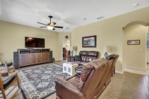 Villa ou maison à vendre à Spring Hill, Floride: 4 chambres, 213.02 m2 № 1743243 - photo 16