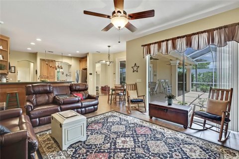 Villa ou maison à vendre à Spring Hill, Floride: 4 chambres, 213.02 m2 № 1743243 - photo 17