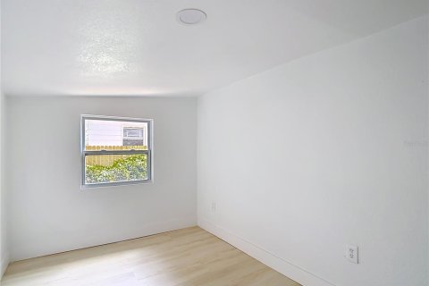 Villa ou maison à vendre à Tampa, Floride: 3 chambres, 114.46 m2 № 2148343 - photo 23