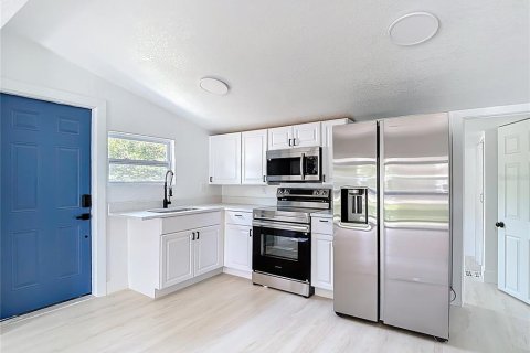 Villa ou maison à vendre à Tampa, Floride: 3 chambres, 114.46 m2 № 2148343 - photo 12