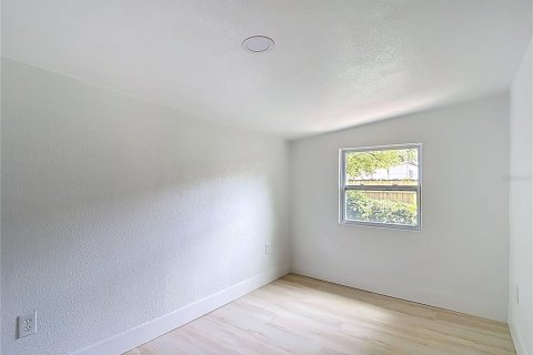 Villa ou maison à vendre à Tampa, Floride: 3 chambres, 114.46 m2 № 2148343 - photo 20