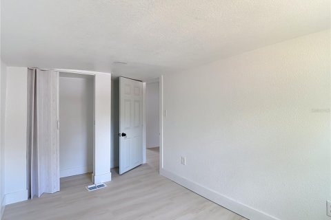 Villa ou maison à vendre à Tampa, Floride: 3 chambres, 114.46 m2 № 2148343 - photo 27