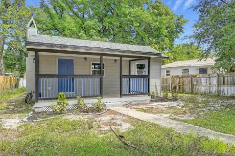 Villa ou maison à vendre à Tampa, Floride: 3 chambres, 114.46 m2 № 2148343 - photo 2