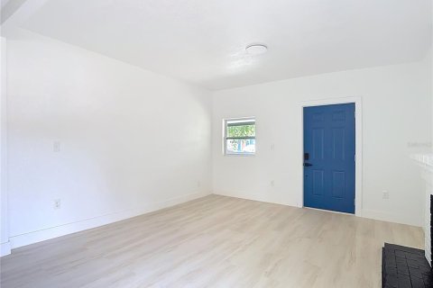 Villa ou maison à vendre à Tampa, Floride: 3 chambres, 114.46 m2 № 2148343 - photo 7