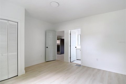 Villa ou maison à vendre à Tampa, Floride: 3 chambres, 114.46 m2 № 2148343 - photo 16
