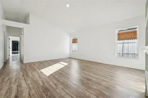 Villa ou maison à vendre à Orlando, Floride: 3 chambres, 112.97 m2 № 2142932 - photo 9