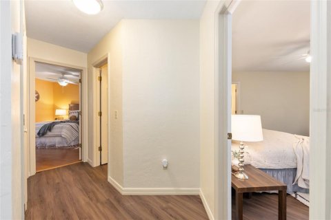 Townhouse in Gainesville, Florida 3 bedrooms, 151.99 sq.m. № 1734335 - photo 21