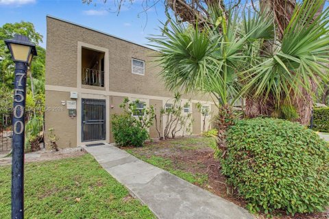 Apartment in South Miami, Florida 1 bedroom, 58.06 sq.m. № 2068195