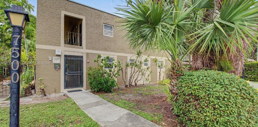 Apartment in South Miami, Florida 1 bedroom, 58.06 sq.m. № 2068195