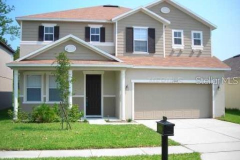 House in Orlando, Florida 4 bedrooms, 316.52 sq.m. № 1568508 - photo 1