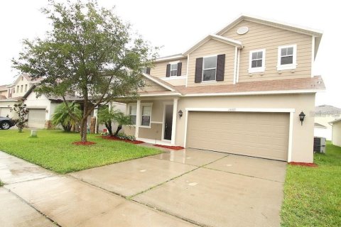 House in Orlando, Florida 4 bedrooms, 316.52 sq.m. № 1568508 - photo 2
