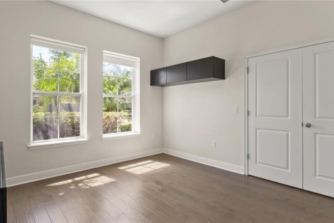 House in Windermere, Florida 4 bedrooms, 307.97 sq.m. № 1625227 - photo 18