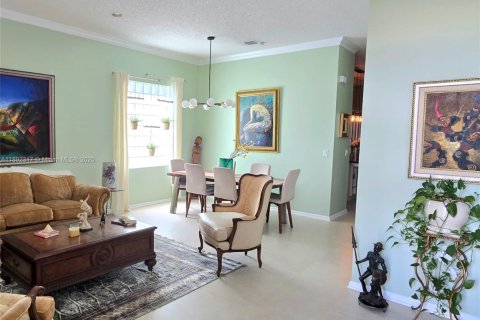 House in Pembroke Pines, Florida 3 bedrooms, 169.92 sq.m. № 1945439 - photo 6