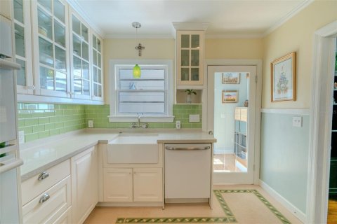 Casa en venta en Tampa, Florida, 3 dormitorios, 168.15 m2 № 1791478 - foto 7