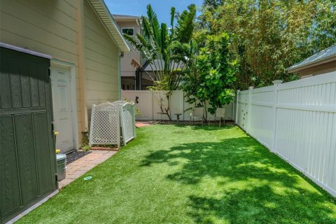 Casa en venta en Tampa, Florida, 3 dormitorios, 168.15 m2 № 1791478 - foto 22