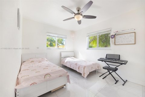 Купить виллу или дом в Майами, Флорида 3 спальни, 150.59м2, № 1954640 - фото 15