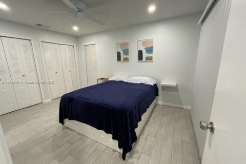 Villa ou maison à vendre à Fort Myers, Floride: 2 chambres № 1940813 - photo 3