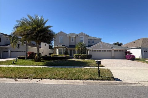 Casa en alquiler en Orlando, Florida, 5 dormitorios, 339.09 m2 № 2258834 - foto 3