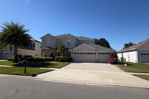 Casa en alquiler en Orlando, Florida, 5 dormitorios, 339.09 m2 № 2258834 - foto 4
