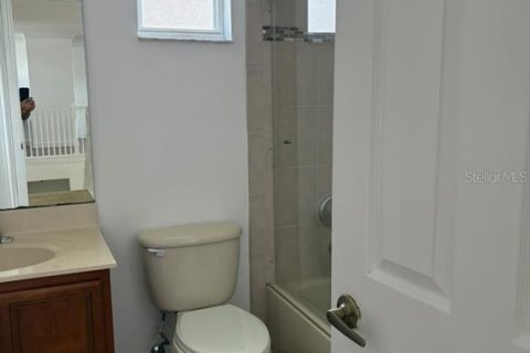 Casa en alquiler en Orlando, Florida, 5 dormitorios, 339.09 m2 № 2258834 - foto 29