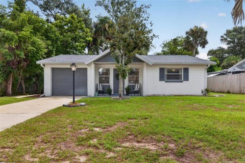 Casa en Port Orange, Florida 2 dormitorios, 96.25 m2 № 2354495
