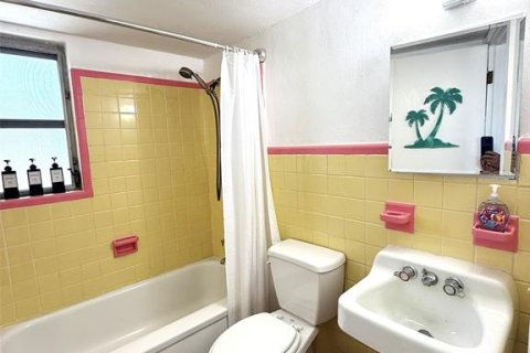 Купить виллу или дом в Трежер-Айленд, Флорида 15 комнат, 188.41м2, № 2094105 - фото 20