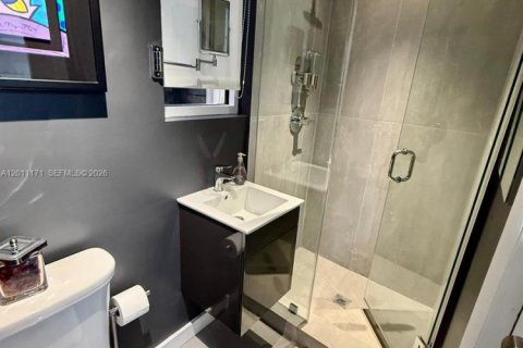 Commercial property in Miami, Florida 55.74 sq.m. № 2076546 - photo 4