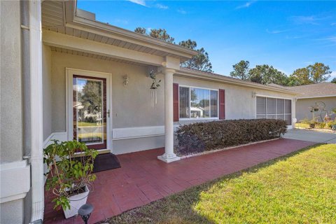 House in Summerfield, Florida 2 bedrooms, 153.47 sq.m. № 2097374 - photo 3