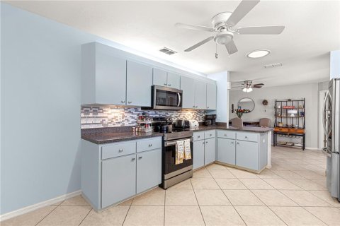 House in Summerfield, Florida 2 bedrooms, 153.47 sq.m. № 2097374 - photo 23